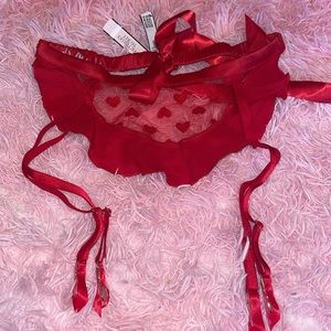 COPY NWT Victoria’s Secret CS/SM red Valentines Day sheer heart lace garter